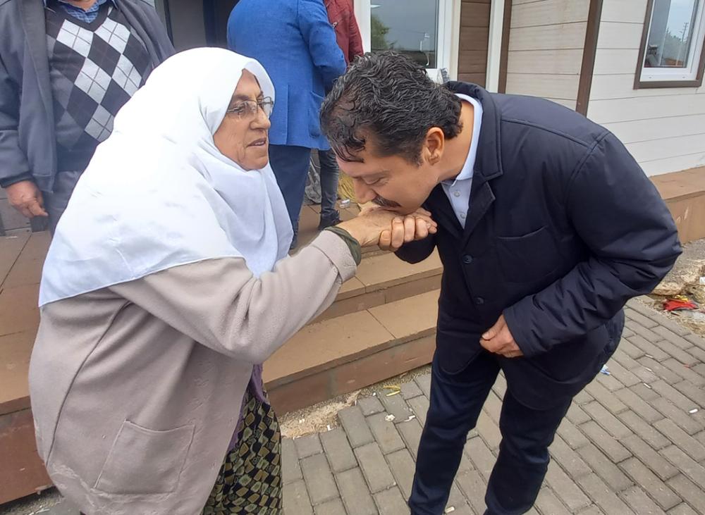 Belediye başkanı Dr. Özer Kasap’tan Anneler günü mesajı